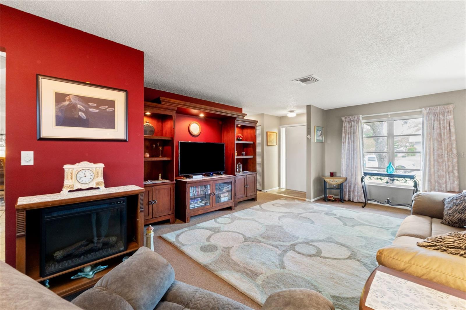 Image 8 of 37 For 8510 Winding Wood Drive