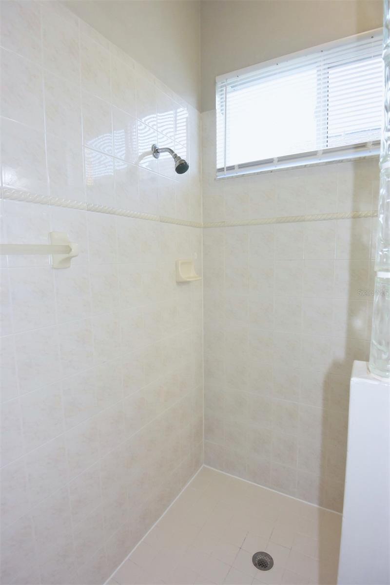 Image 22 of 54 For 1632 Bayfield Court