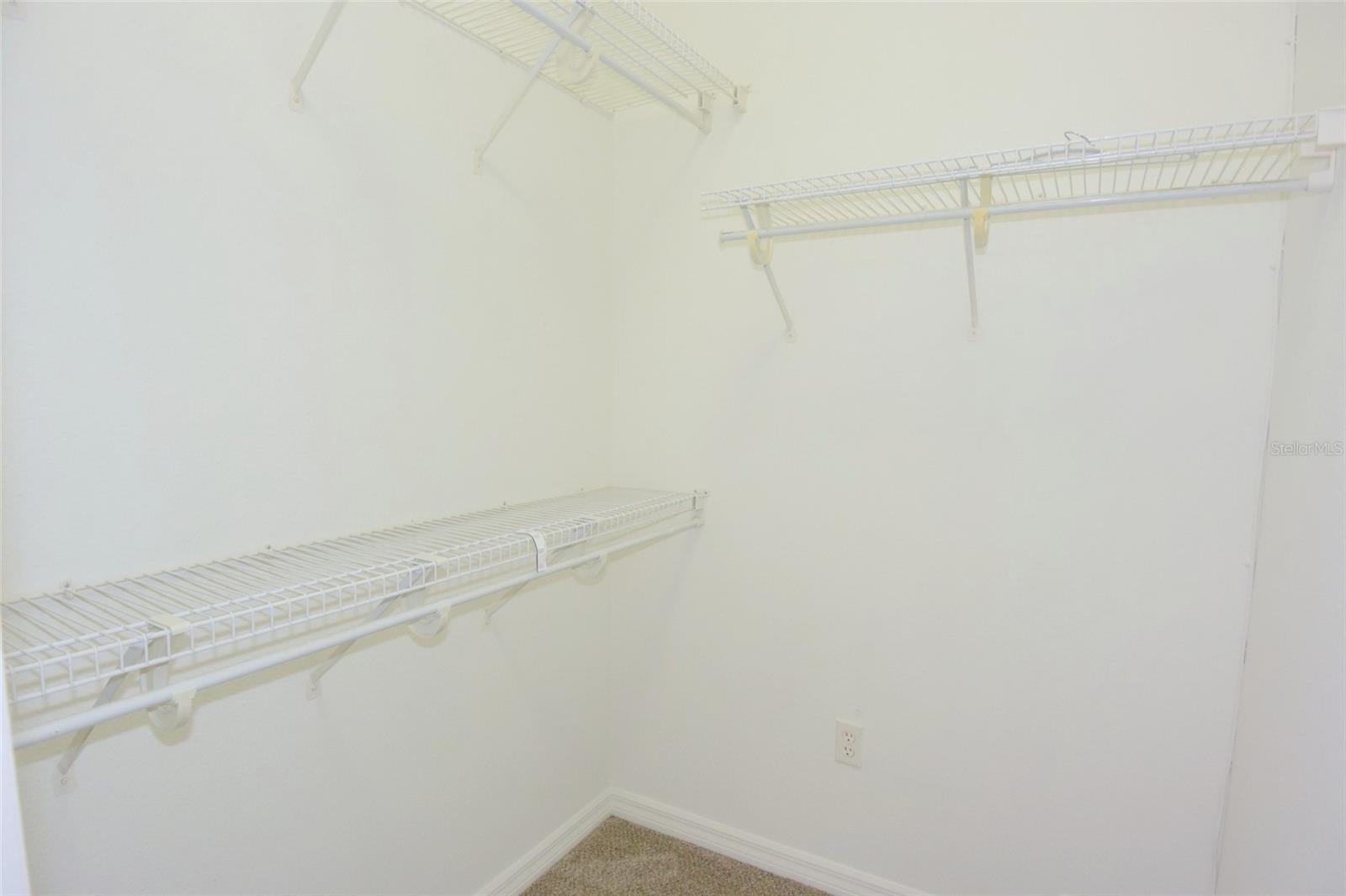 Image 24 of 54 For 1632 Bayfield Court