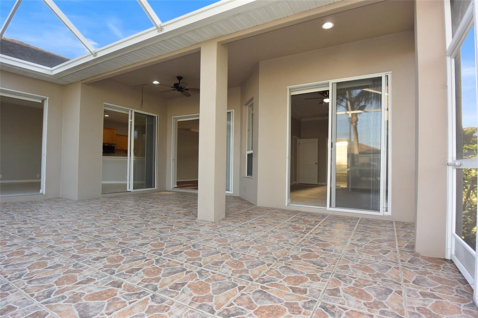 Image 27 of 54 For 1632 Bayfield Court