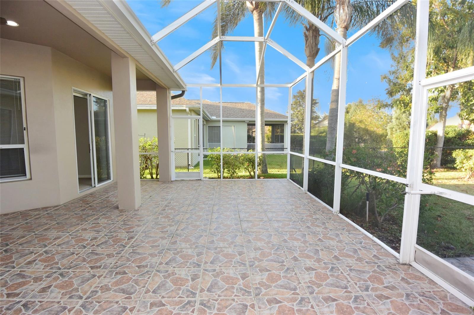 Image 29 of 54 For 1632 Bayfield Court