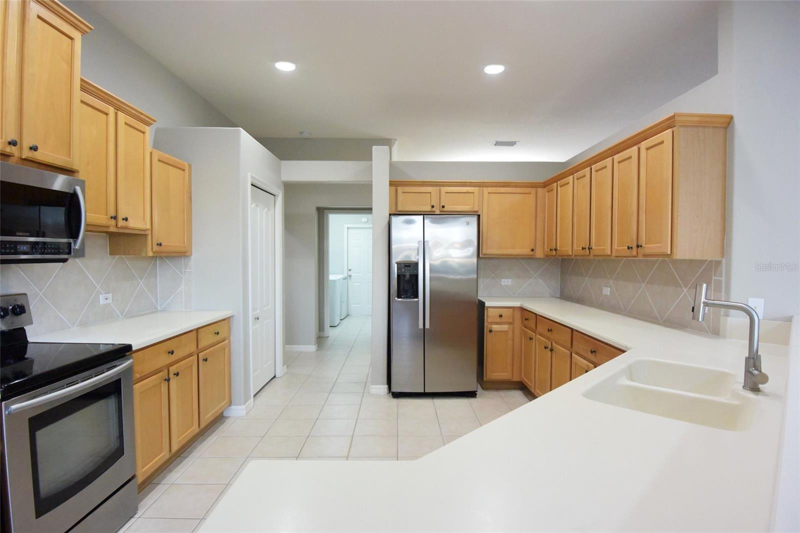 Image 8 of 54 For 1632 Bayfield Court