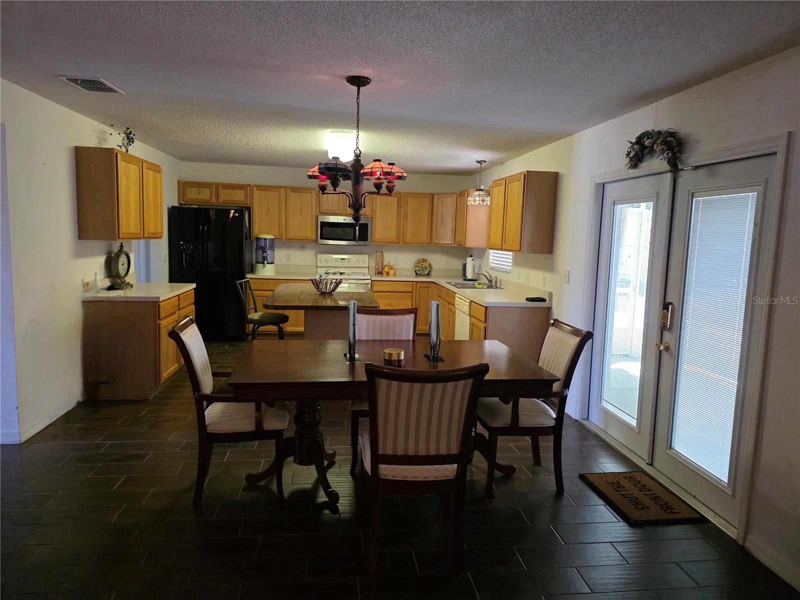 Image 2 of 8 For 9276 Elm Court