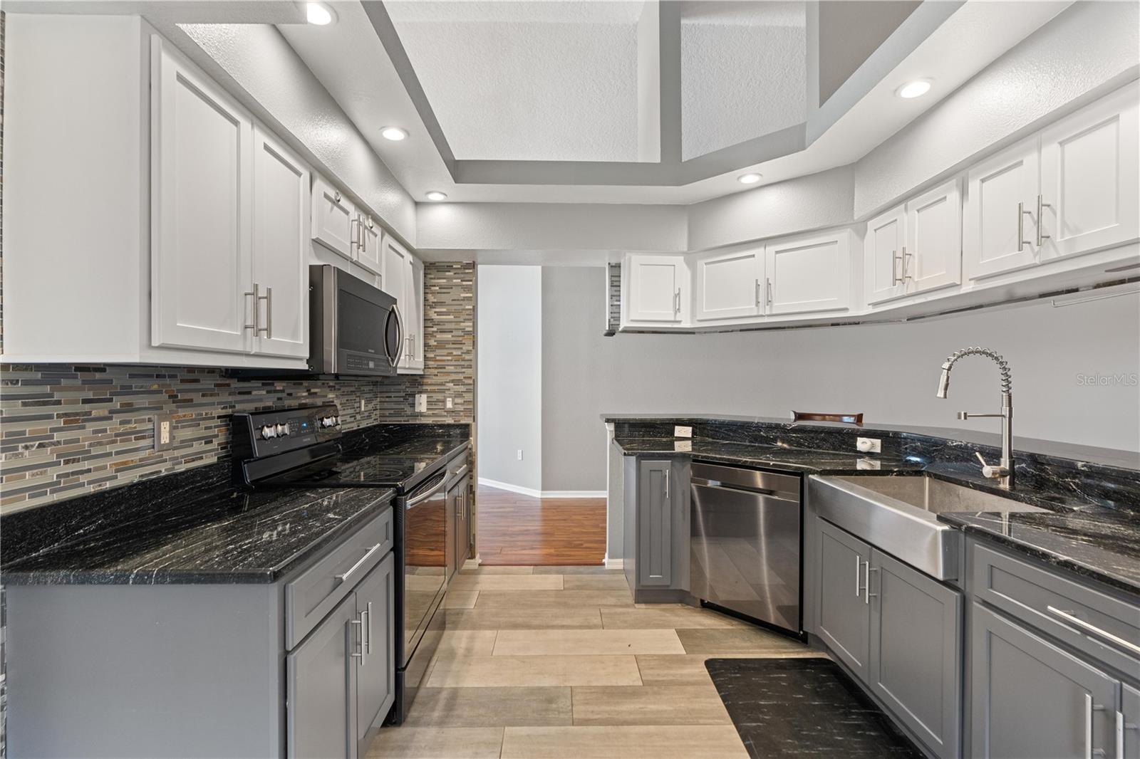 Image 3 of 31 For 9224 Halberg Drive