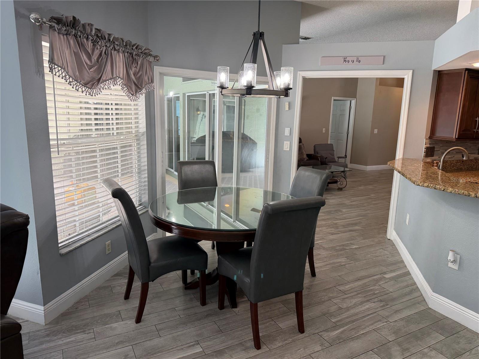 Image 10 of 40 For 1616 Kinsmere Drive