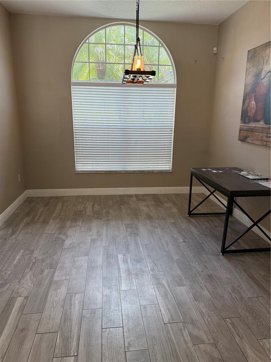 Image 13 of 40 For 1616 Kinsmere Drive