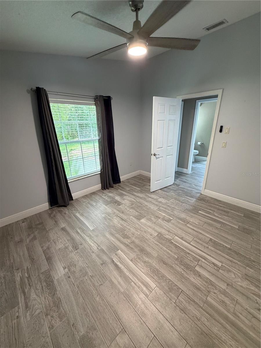 Image 35 of 40 For 1616 Kinsmere Drive