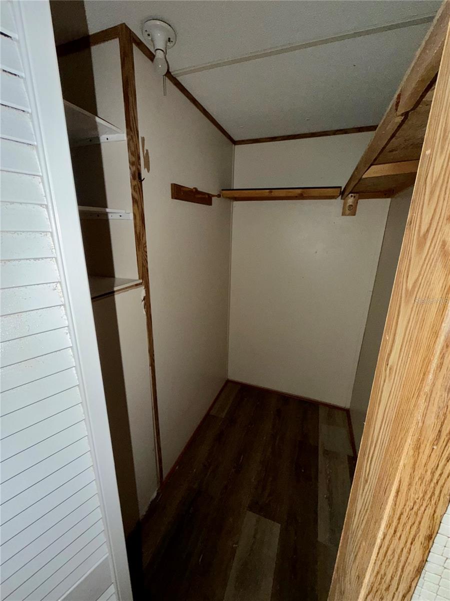 Image 17 of 27 For 34321 Countryside Drive