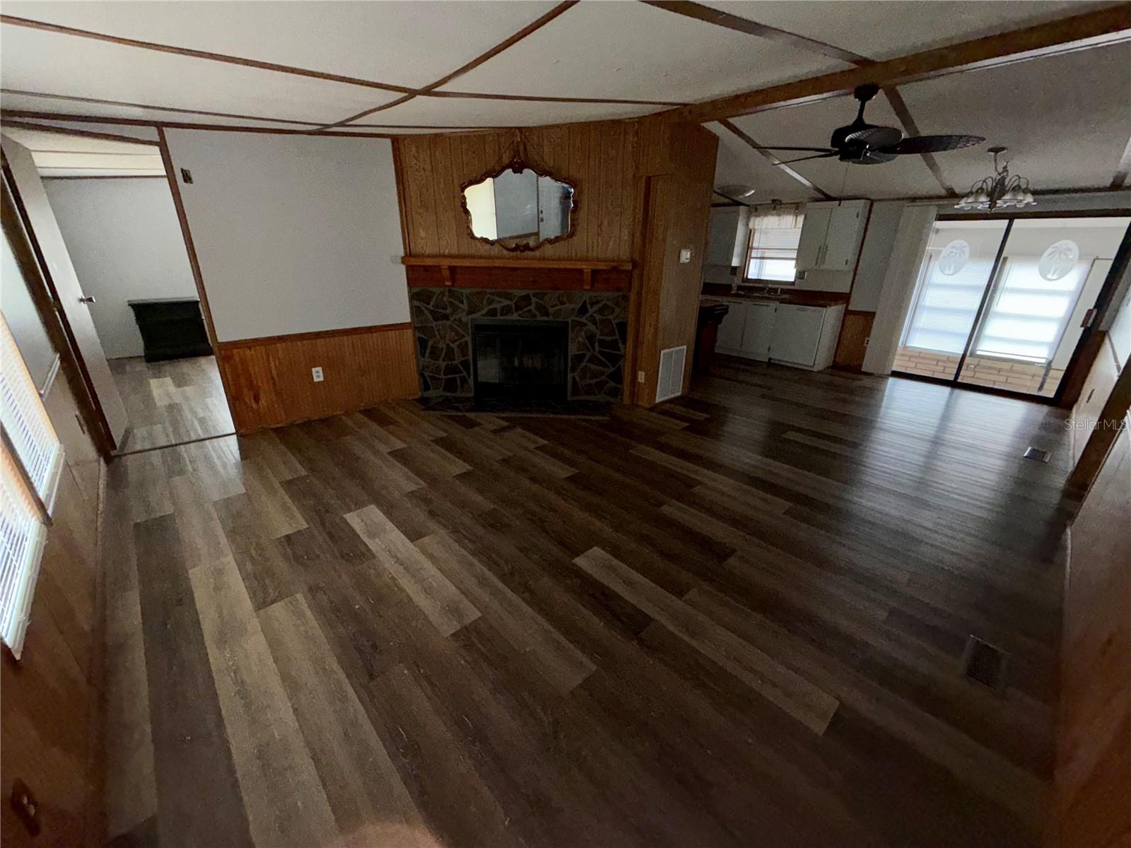 Image 4 of 27 For 34321 Countryside Drive