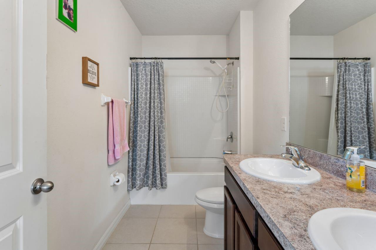 Image 26 of 60 For 3517 Winterberry Lane