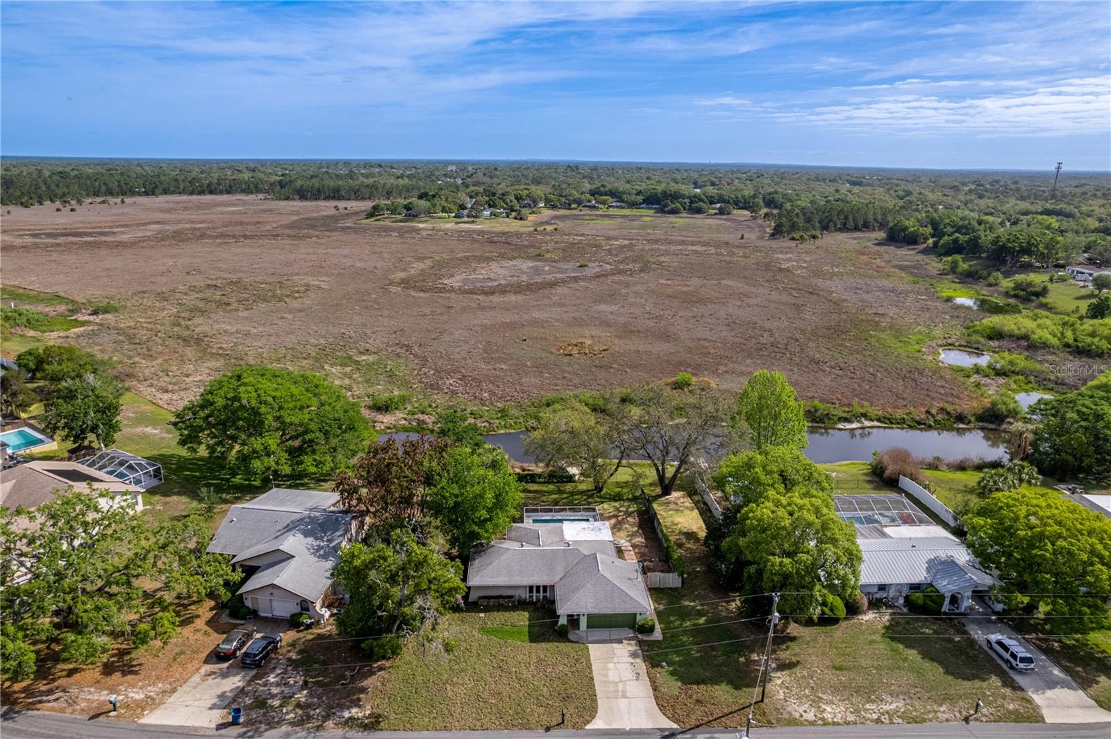 Image 18 of 58 For 1358 Ivydale Road