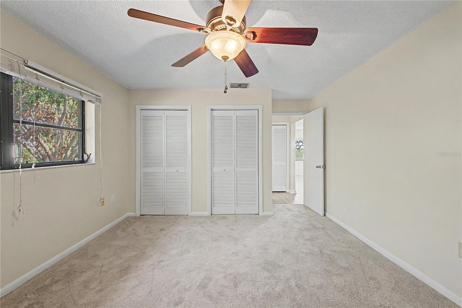 Image 25 of 58 For 1358 Ivydale Road