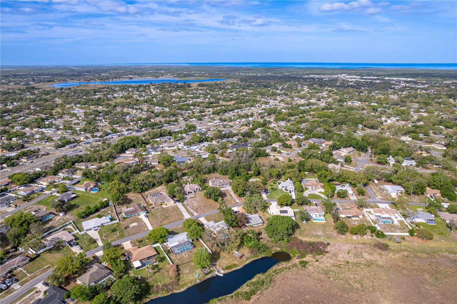 Image 42 of 58 For 1358 Ivydale Road