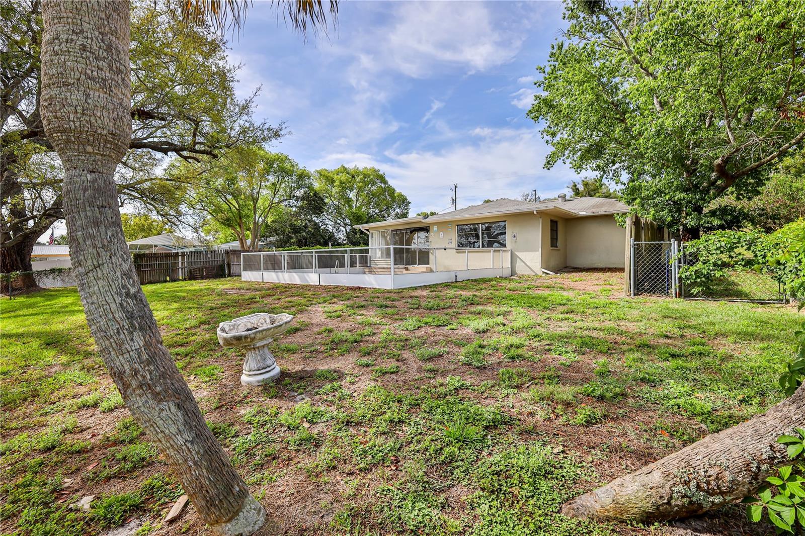 Image 49 of 58 For 1358 Ivydale Road