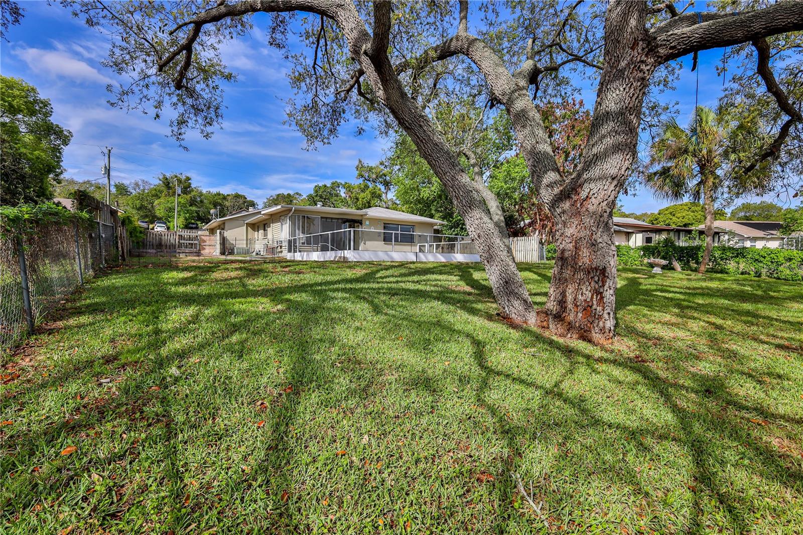 Image 51 of 58 For 1358 Ivydale Road