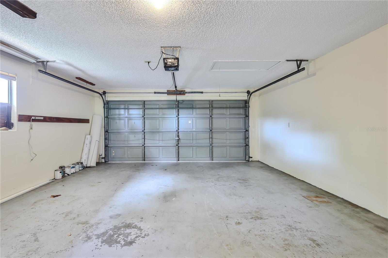 Image 53 of 58 For 1358 Ivydale Road