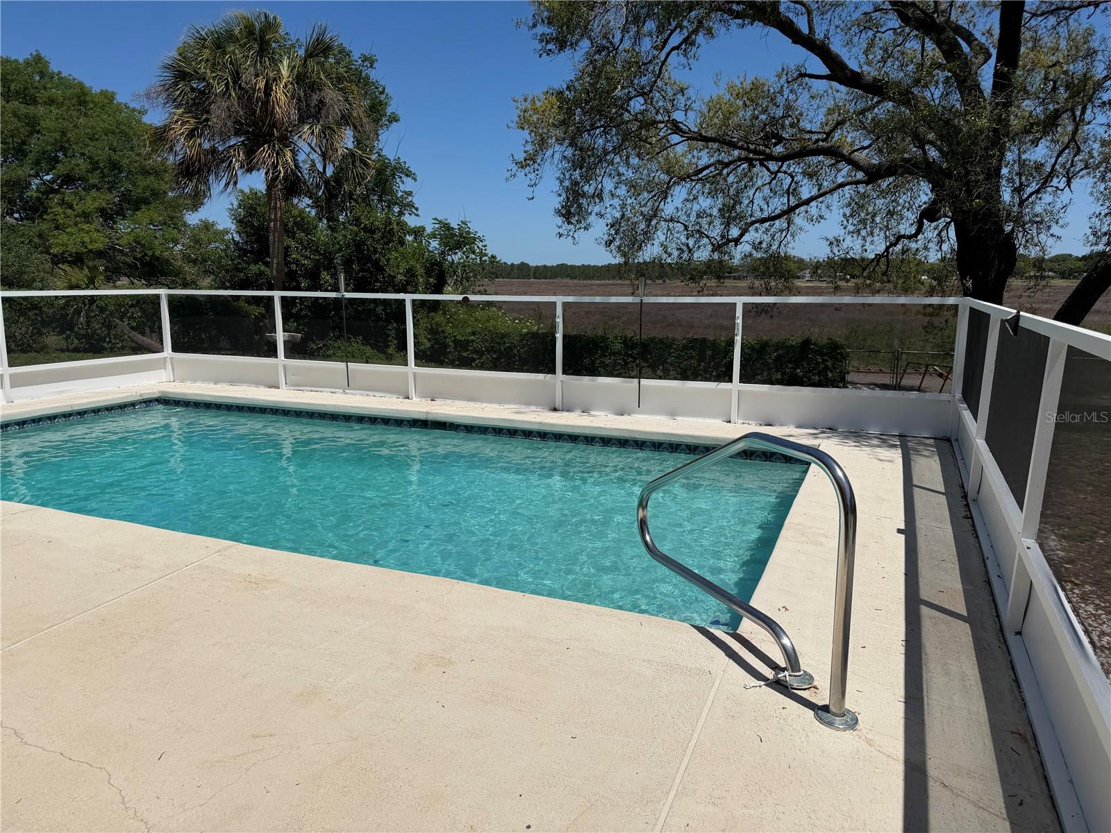 Image 57 of 58 For 1358 Ivydale Road