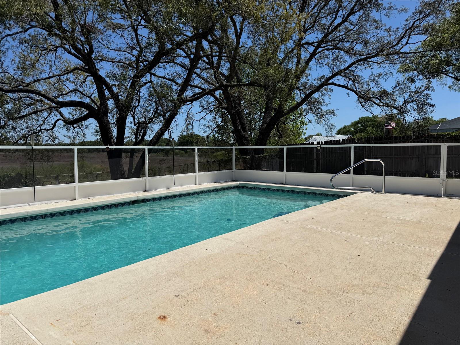 Image 58 of 58 For 1358 Ivydale Road