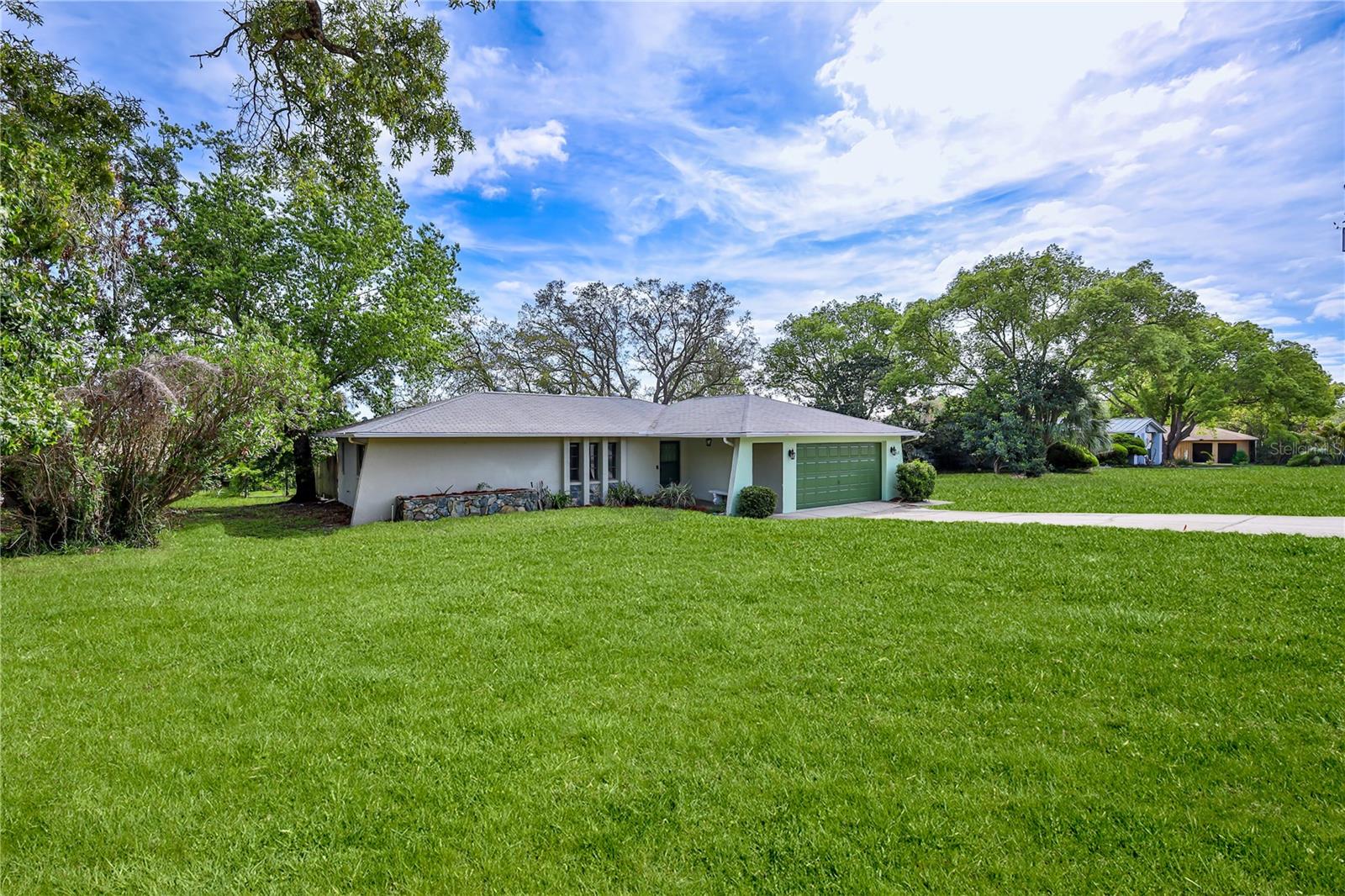 Image 6 of 58 For 1358 Ivydale Road