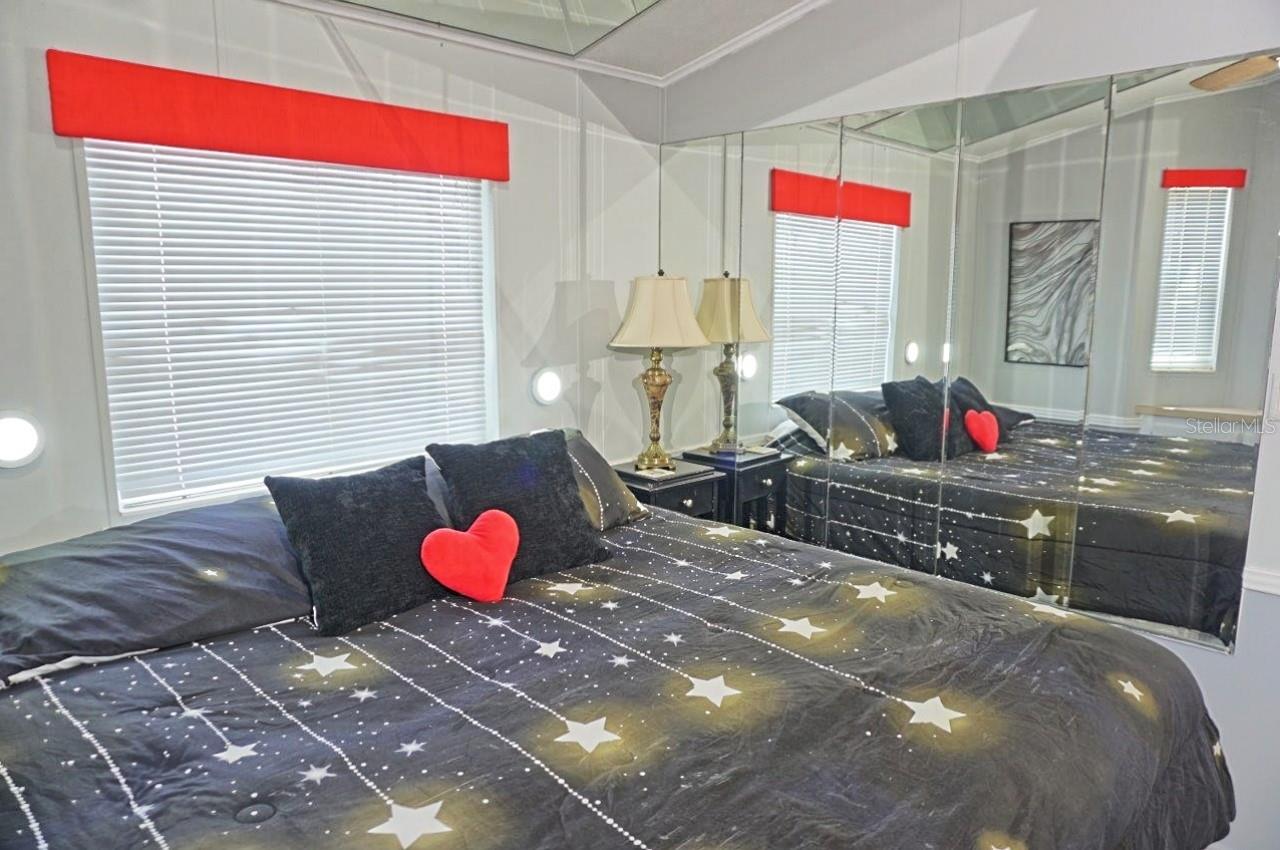 Image 17 of 30 For 21183 Lazy Days Circle