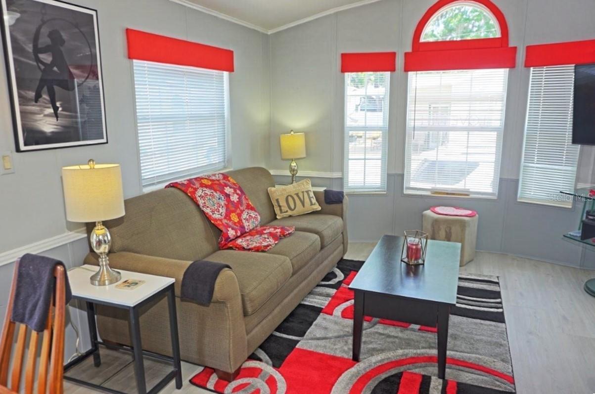 Image 2 of 30 For 21183 Lazy Days Circle