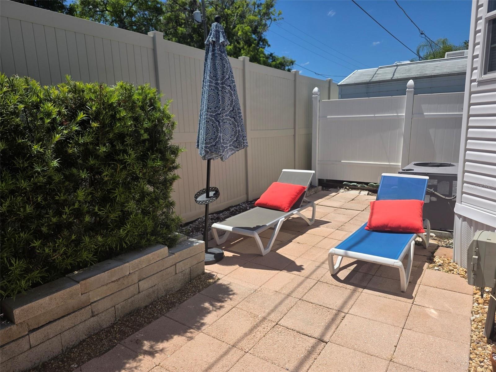 Image 26 of 30 For 21183 Lazy Days Circle