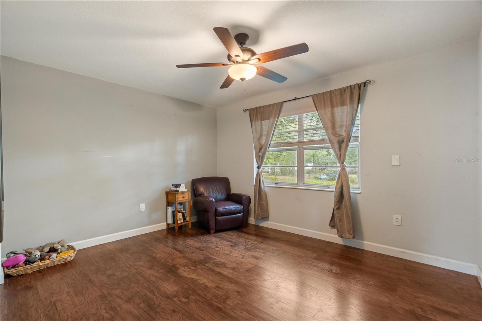 Image 12 of 39 For 8901 Wayward Circle