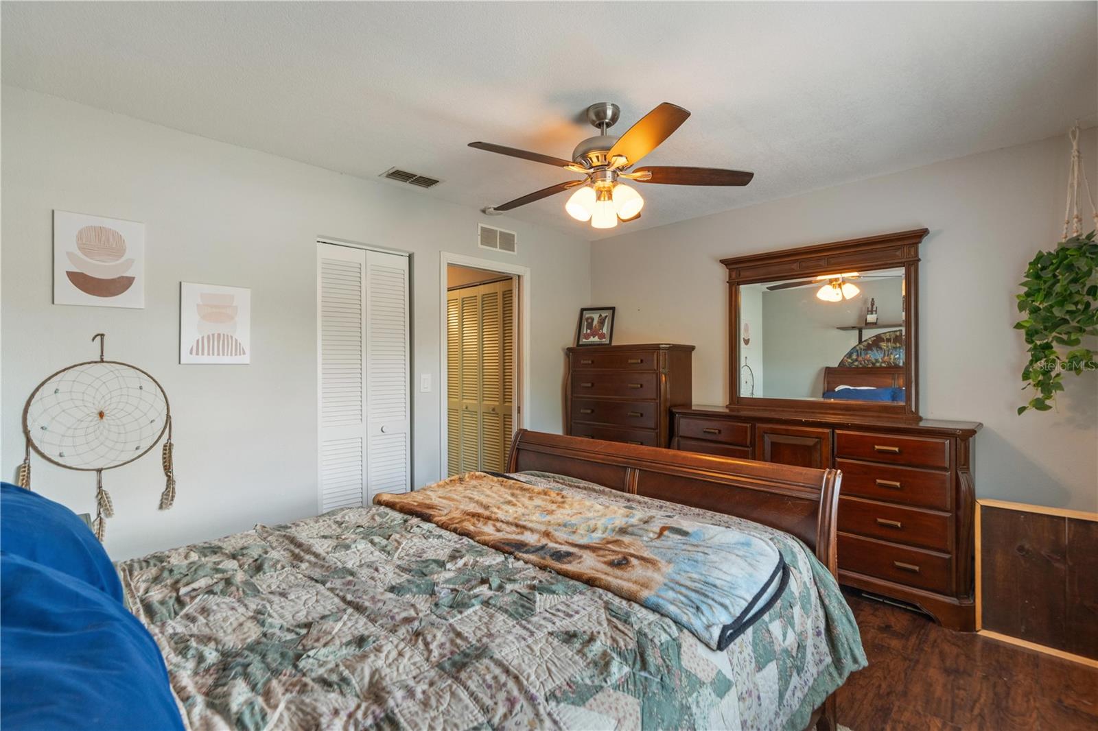 Image 18 of 39 For 8901 Wayward Circle