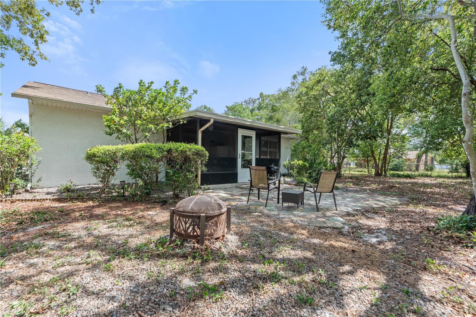 Image 30 of 39 For 8901 Wayward Circle