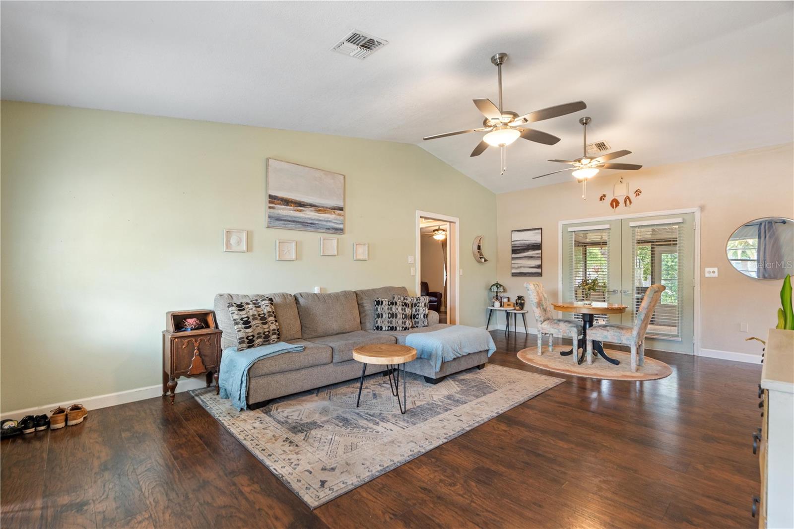 Image 5 of 39 For 8901 Wayward Circle