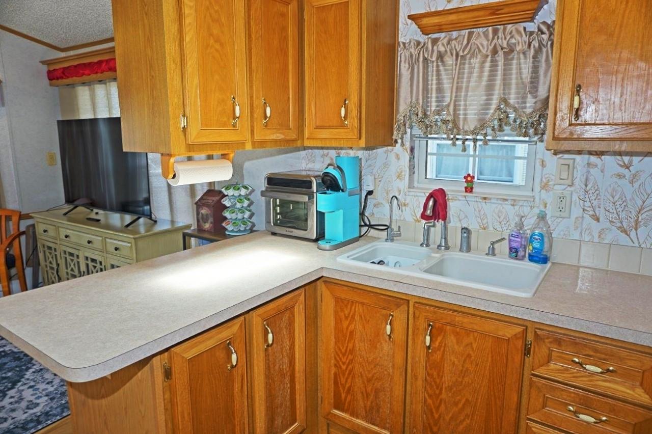 Image 12 of 42 For 21145 Lazy Days Circle