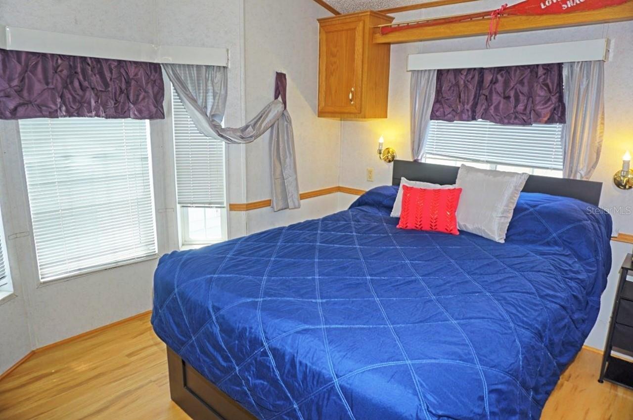 Image 13 of 42 For 21145 Lazy Days Circle