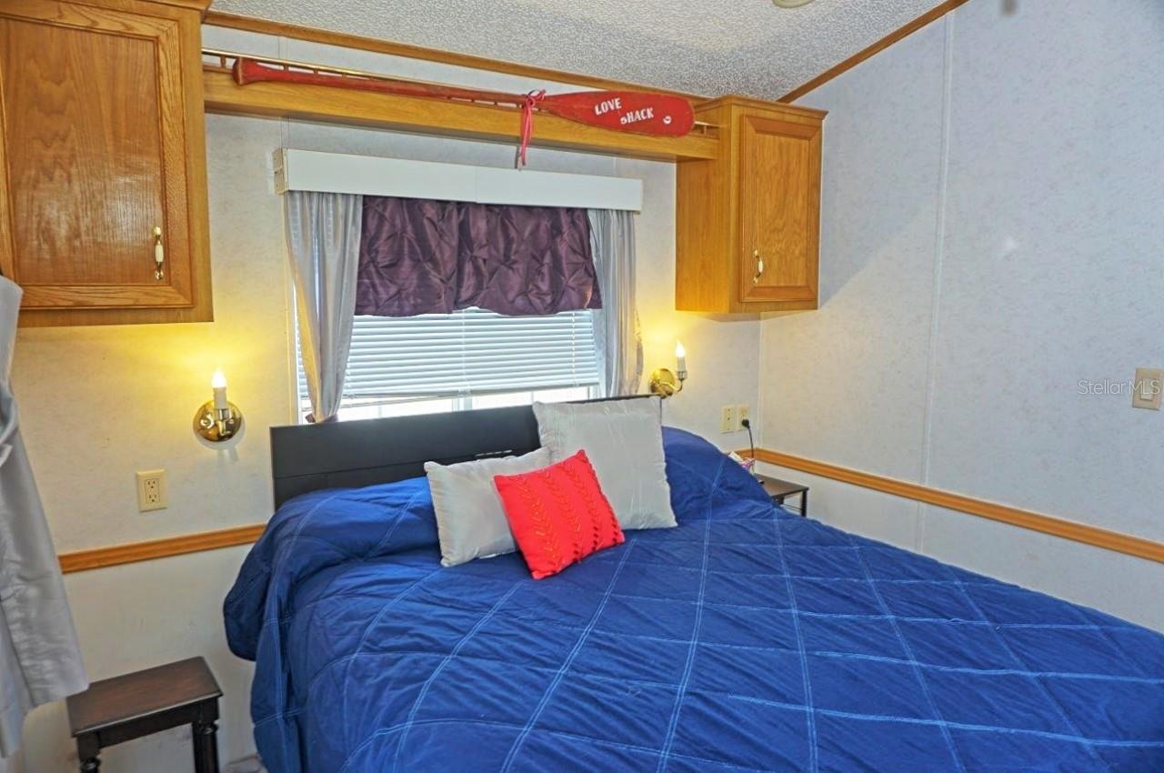 Image 14 of 42 For 21145 Lazy Days Circle