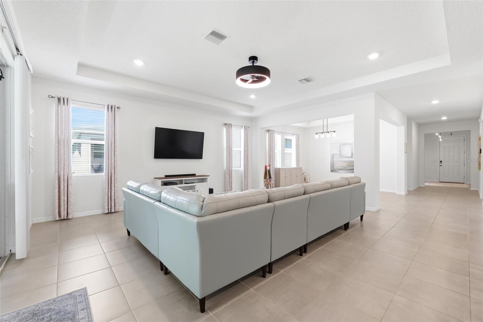 Image 13 of 68 For 3787 Autumn Amber Drive