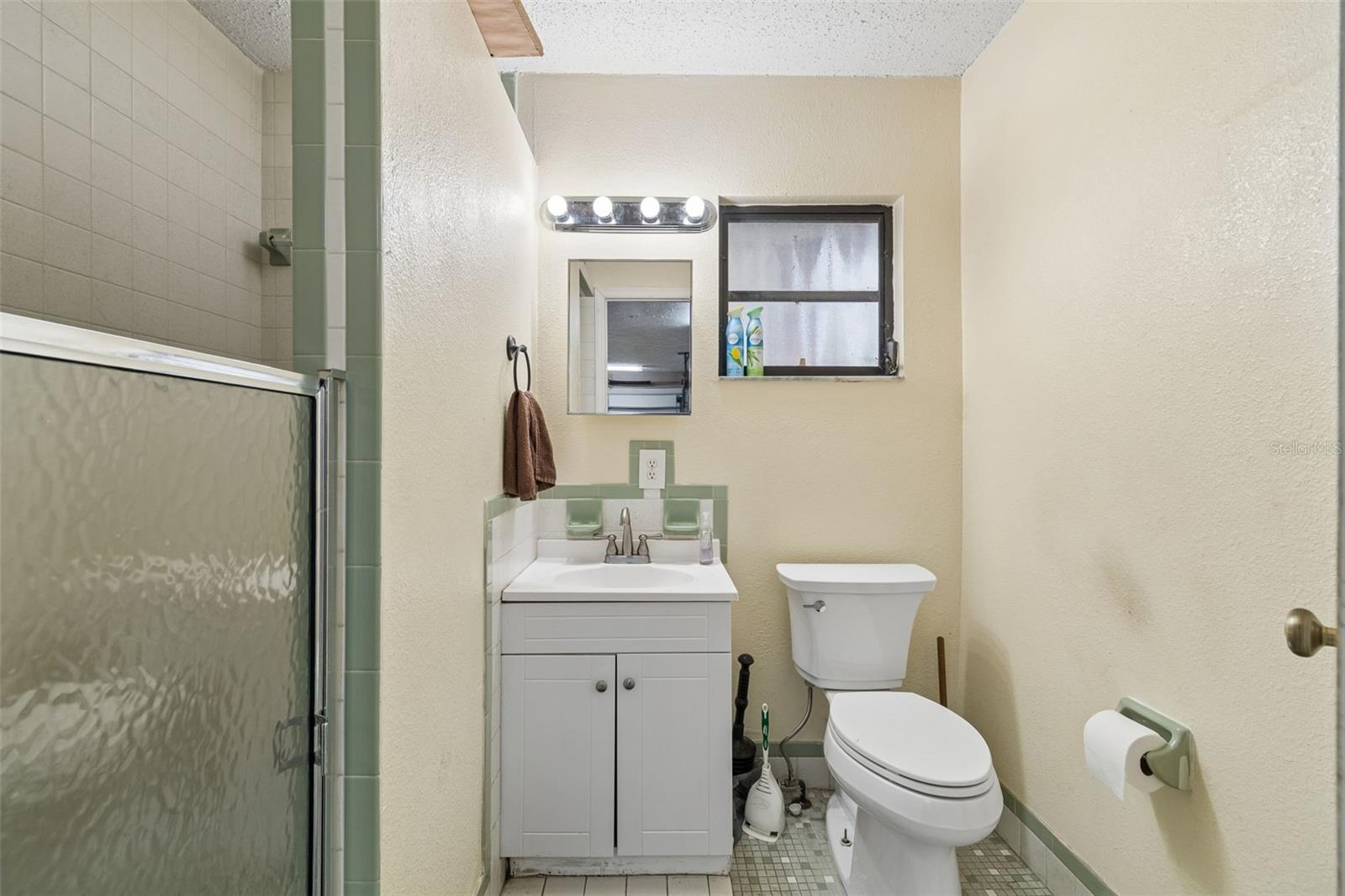 Listing photo id 27 for 7871 Sycamore Drive