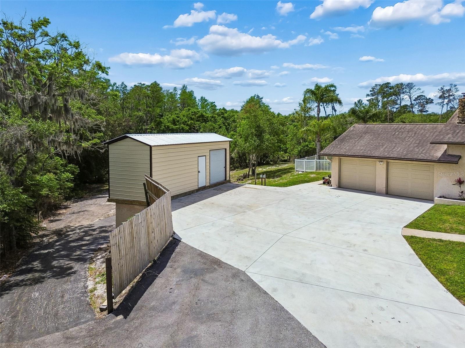 Listing photo id 38 for 7871 Sycamore Drive