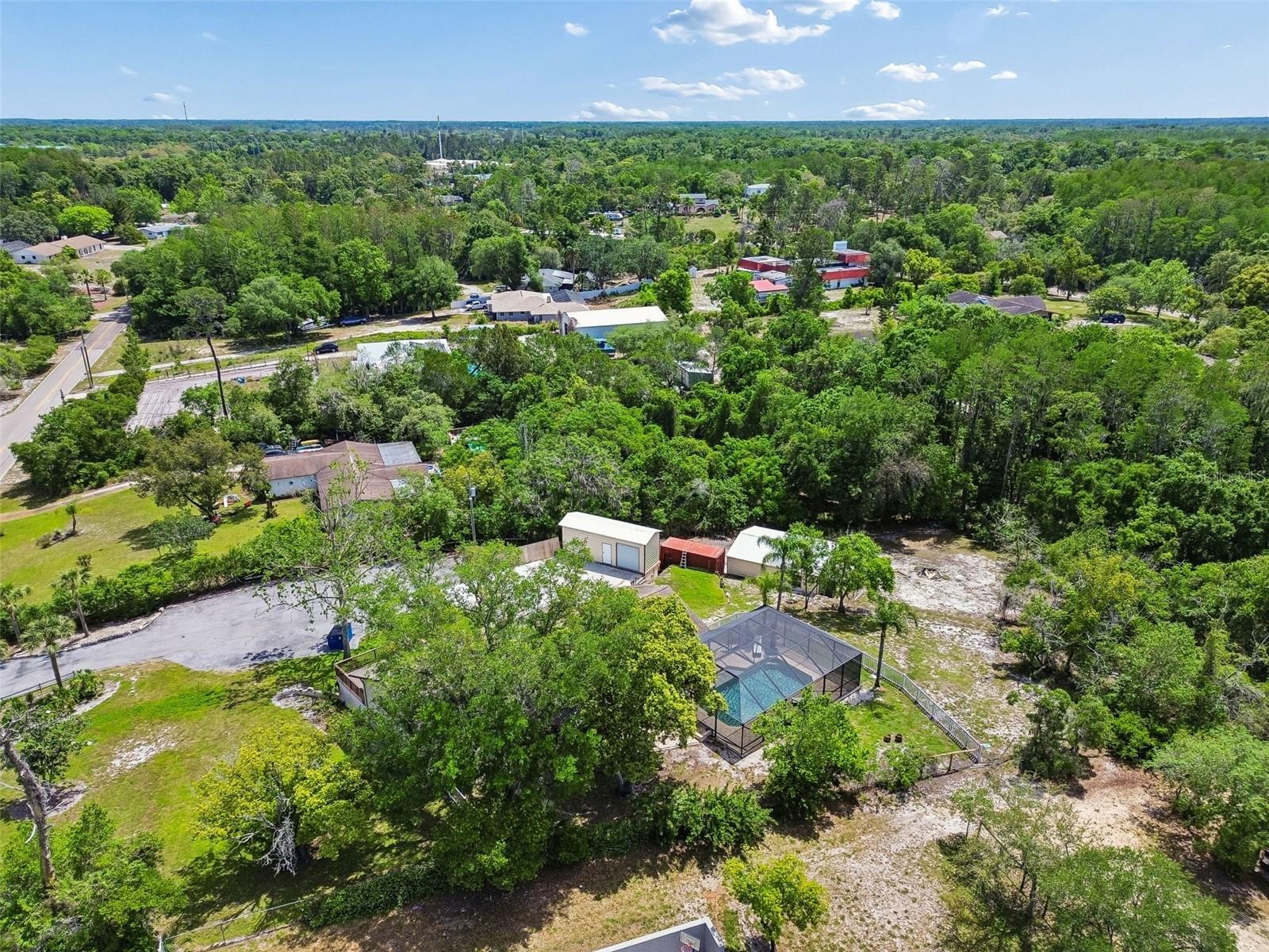 Listing photo id 42 for 7871 Sycamore Drive