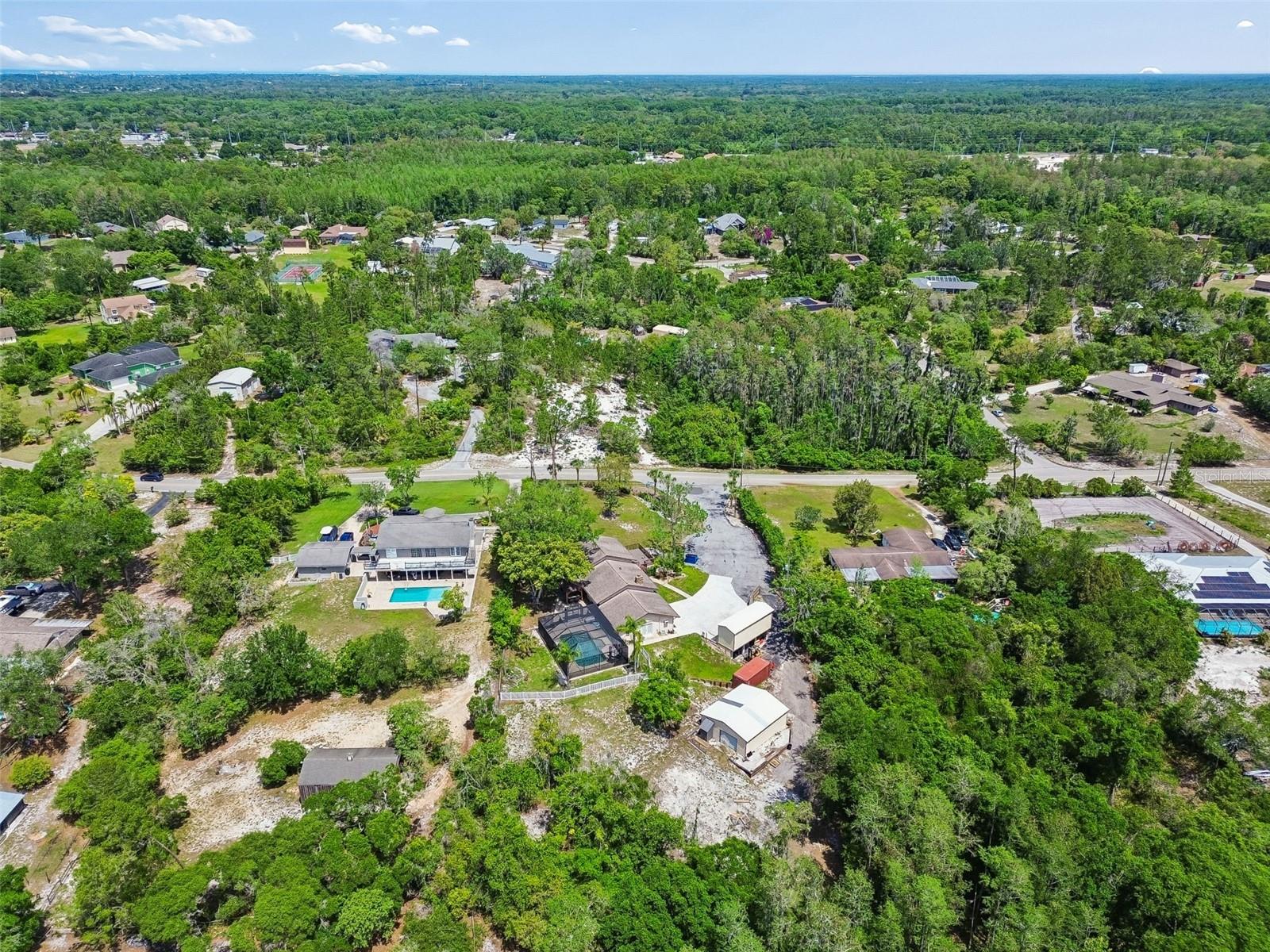 Listing photo id 44 for 7871 Sycamore Drive