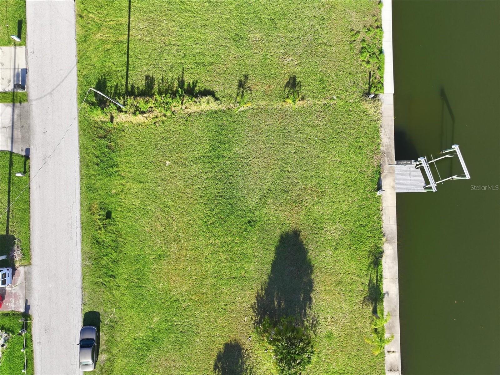 Image 14 of 17 For 7435 Hatteras Drive