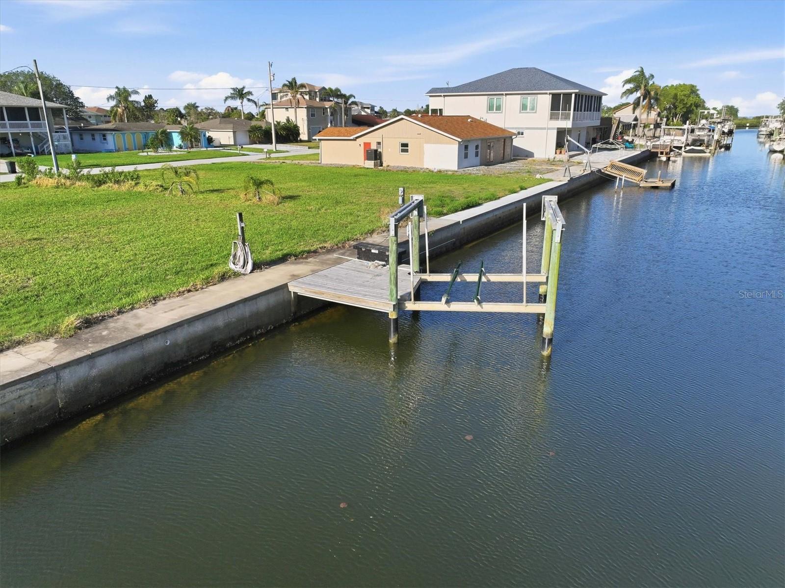 Image 9 of 17 For 7435 Hatteras Drive