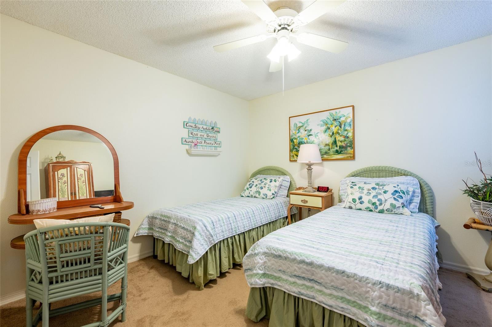 Image 22 of 36 For 13234 Molitor Court