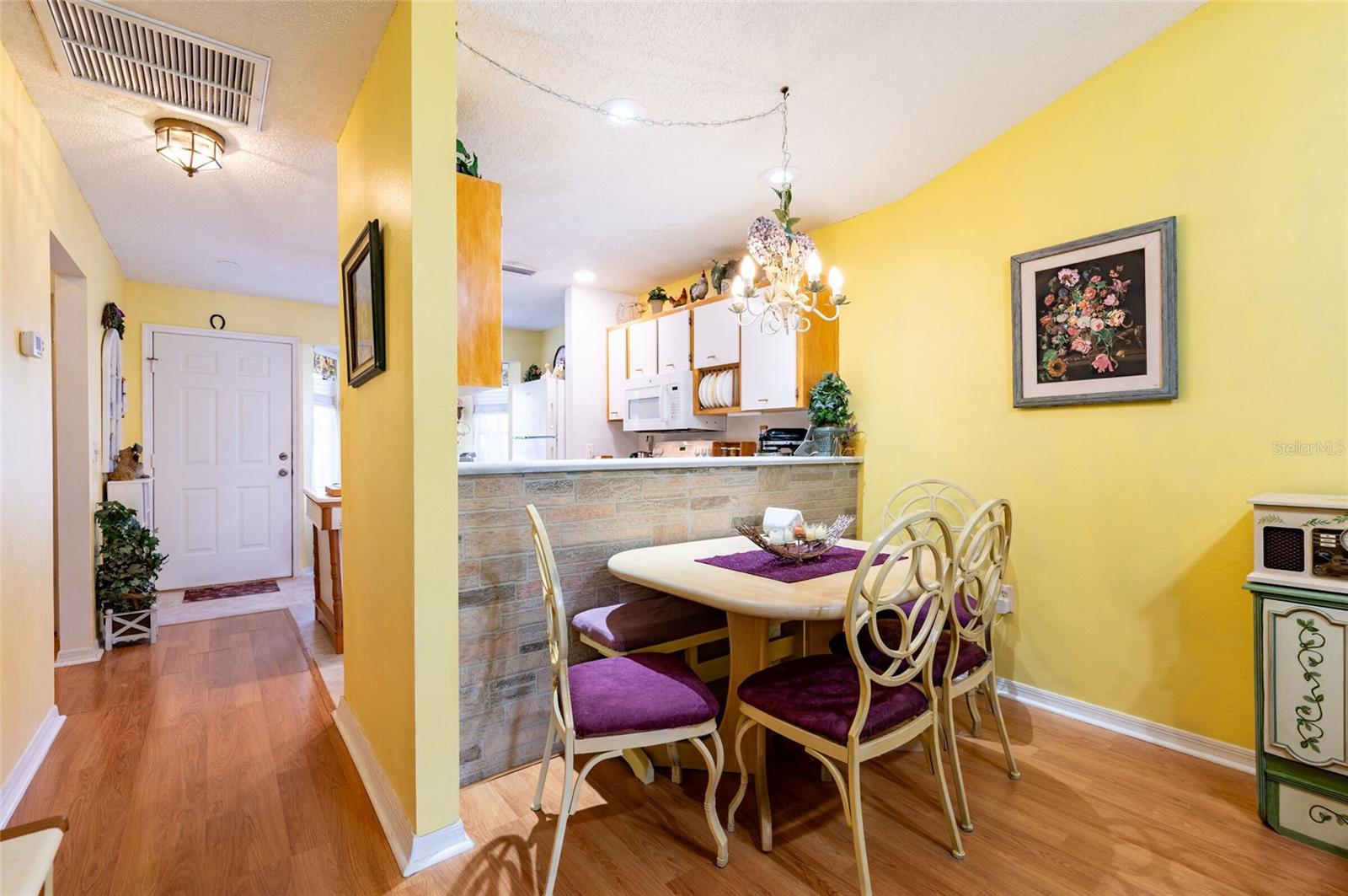 Image 7 of 36 For 13234 Molitor Court