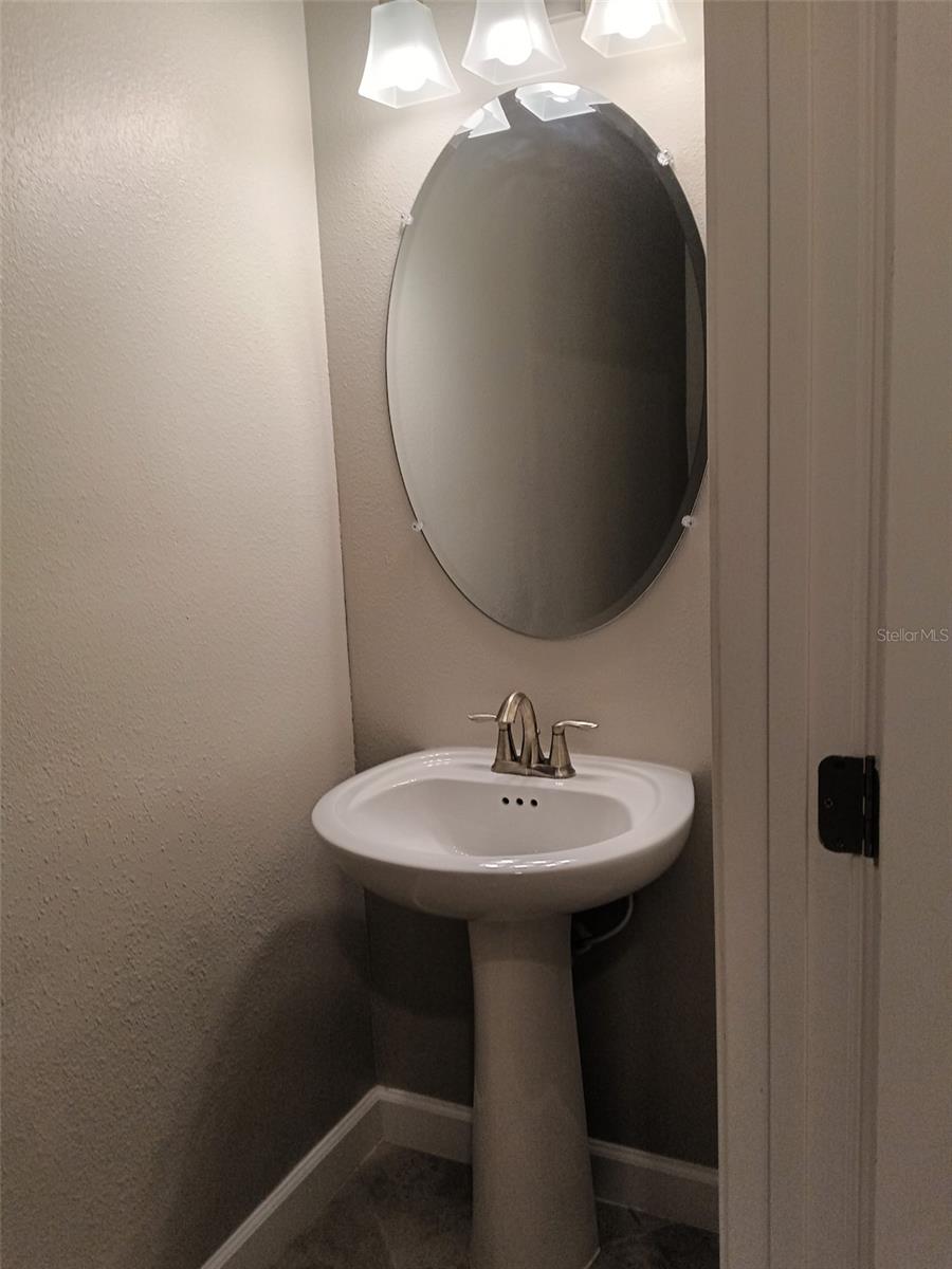 Image 16 of 17 For 10274 Echo Dock Loop