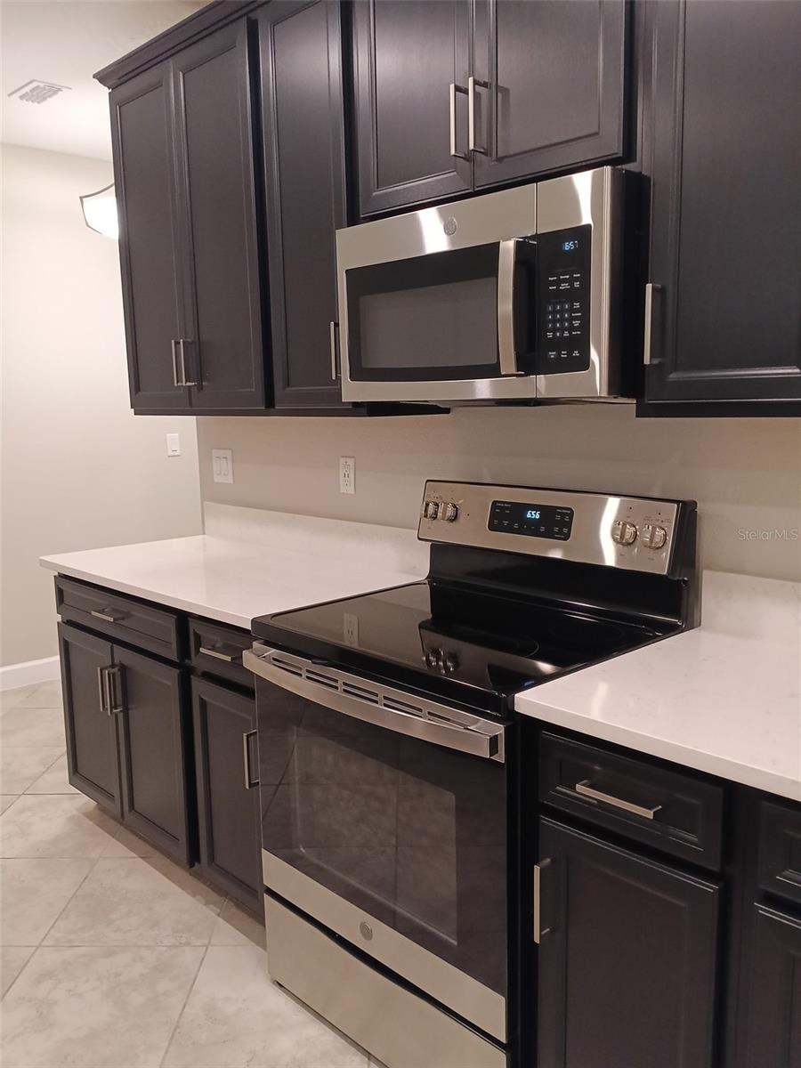 Image 3 of 17 For 10274 Echo Dock Loop