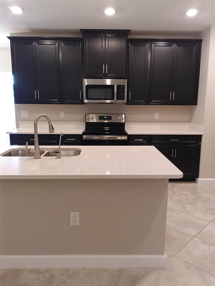 Image 5 of 17 For 10274 Echo Dock Loop