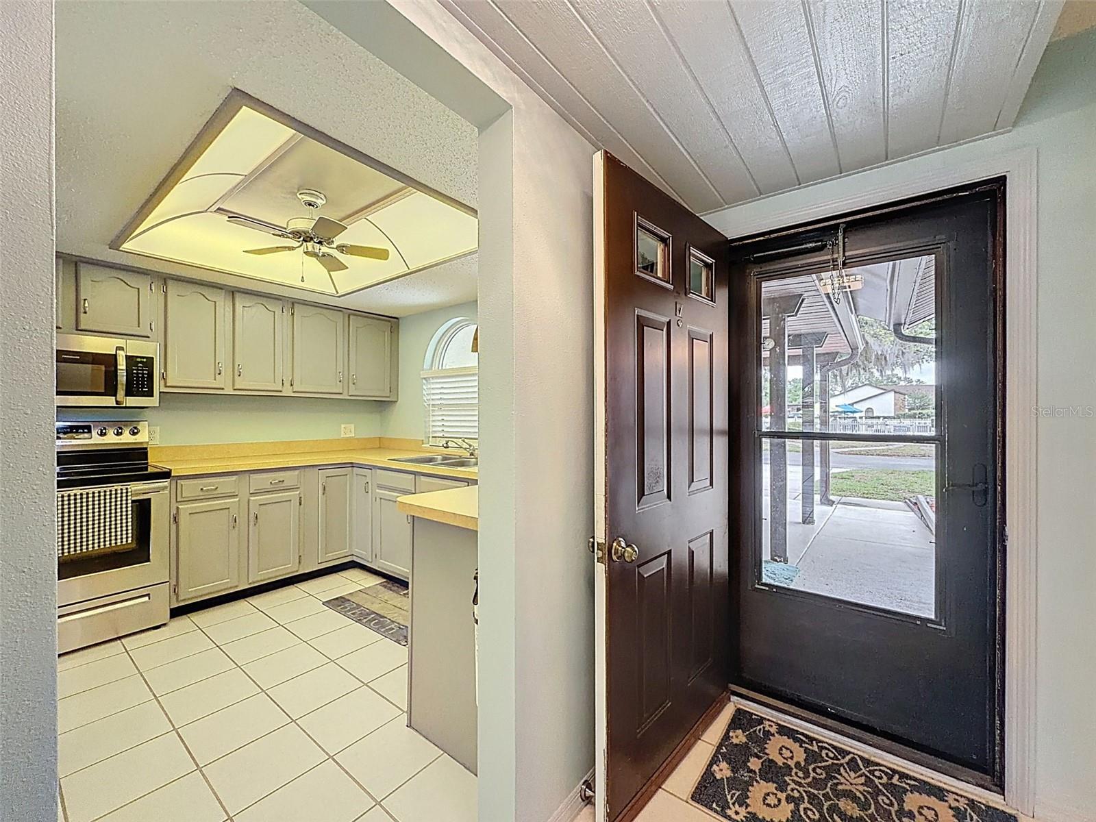 Image 14 of 91 For 9127 Lingrove Road