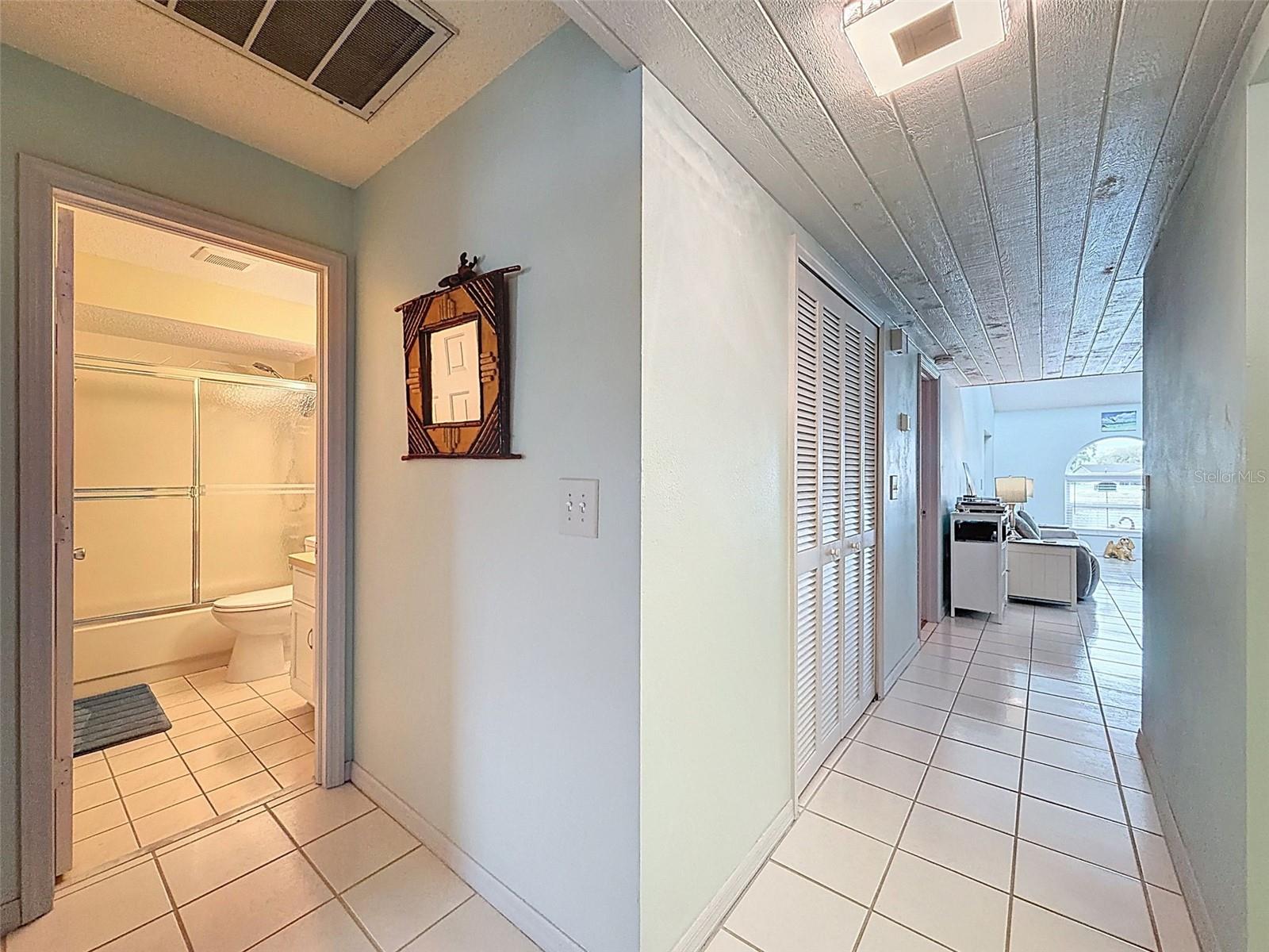 Image 16 of 91 For 9127 Lingrove Road