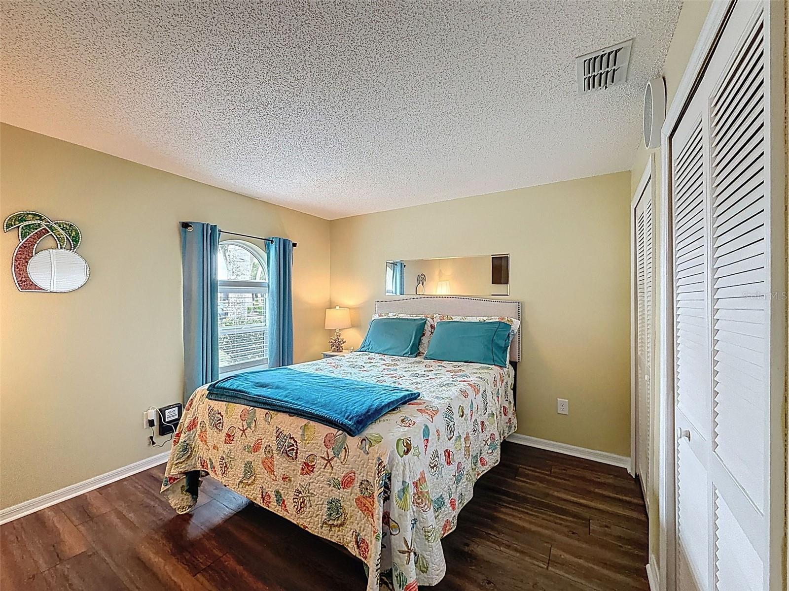 Image 20 of 91 For 9127 Lingrove Road