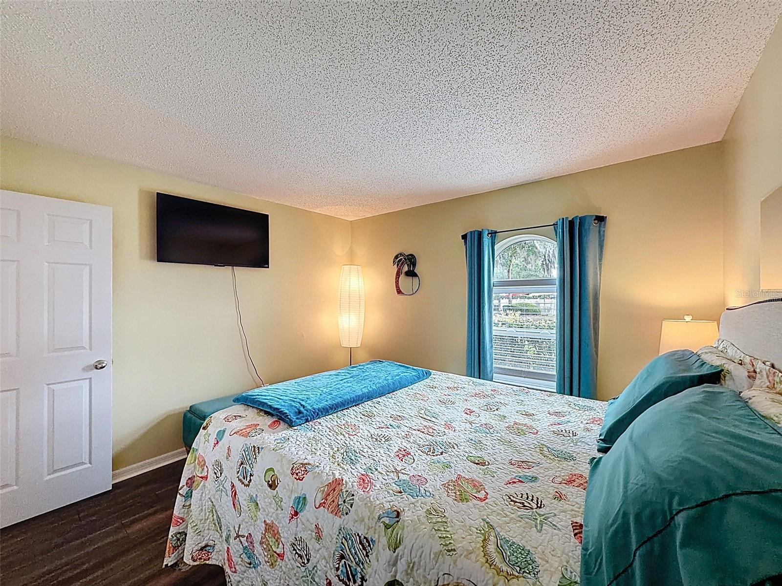 Image 22 of 91 For 9127 Lingrove Road