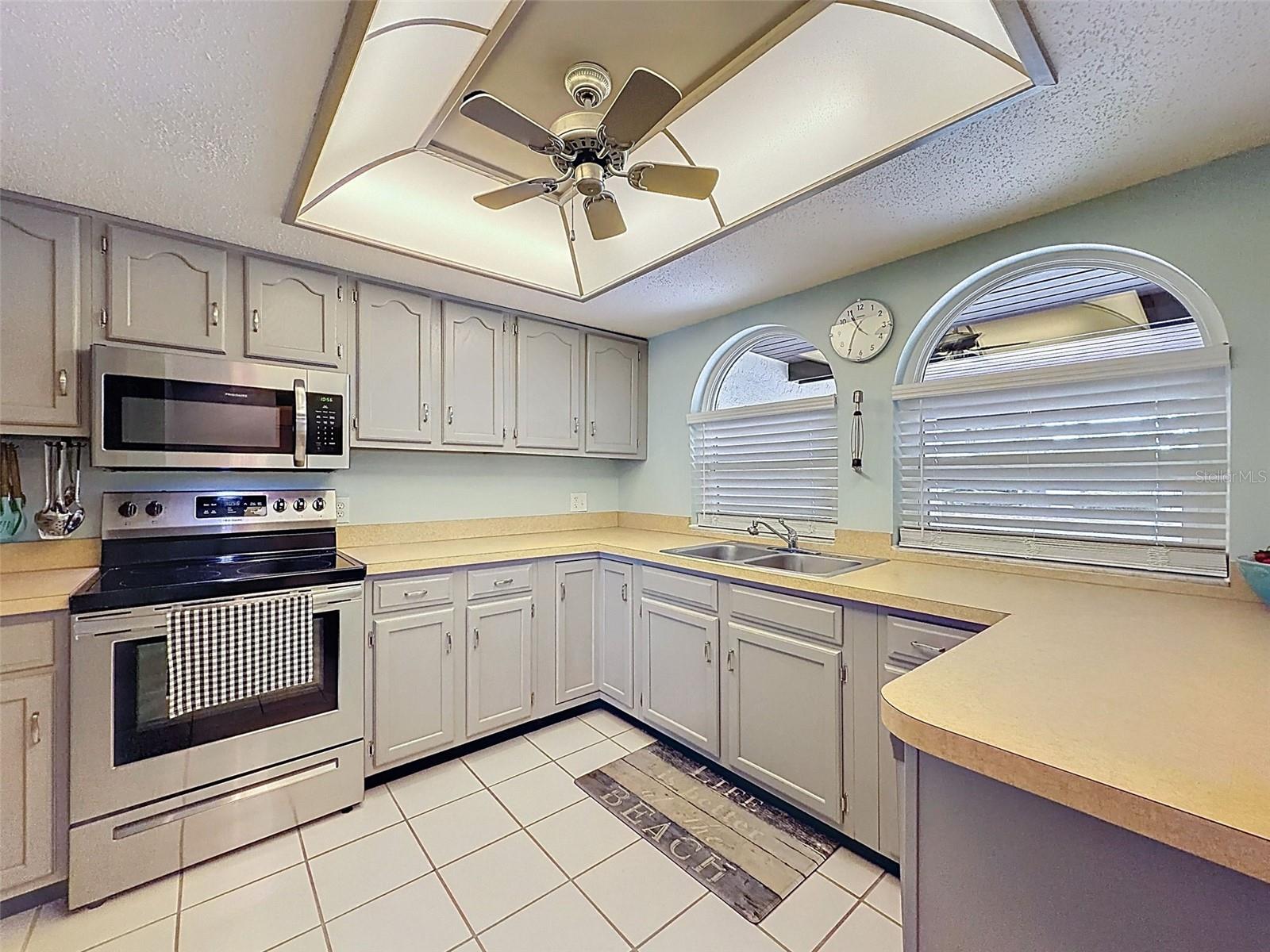 Image 25 of 91 For 9127 Lingrove Road